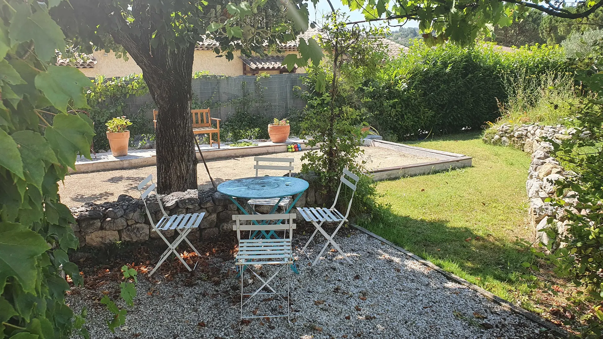 Gîte Olidom-Jardin et Terrain de pétanque-Saint Jeannet-Gîtes de France Alpes-MaritimesTerrain de boules