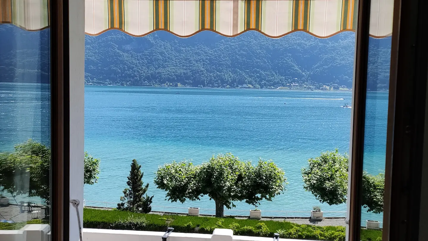 Balcon avec vue lac