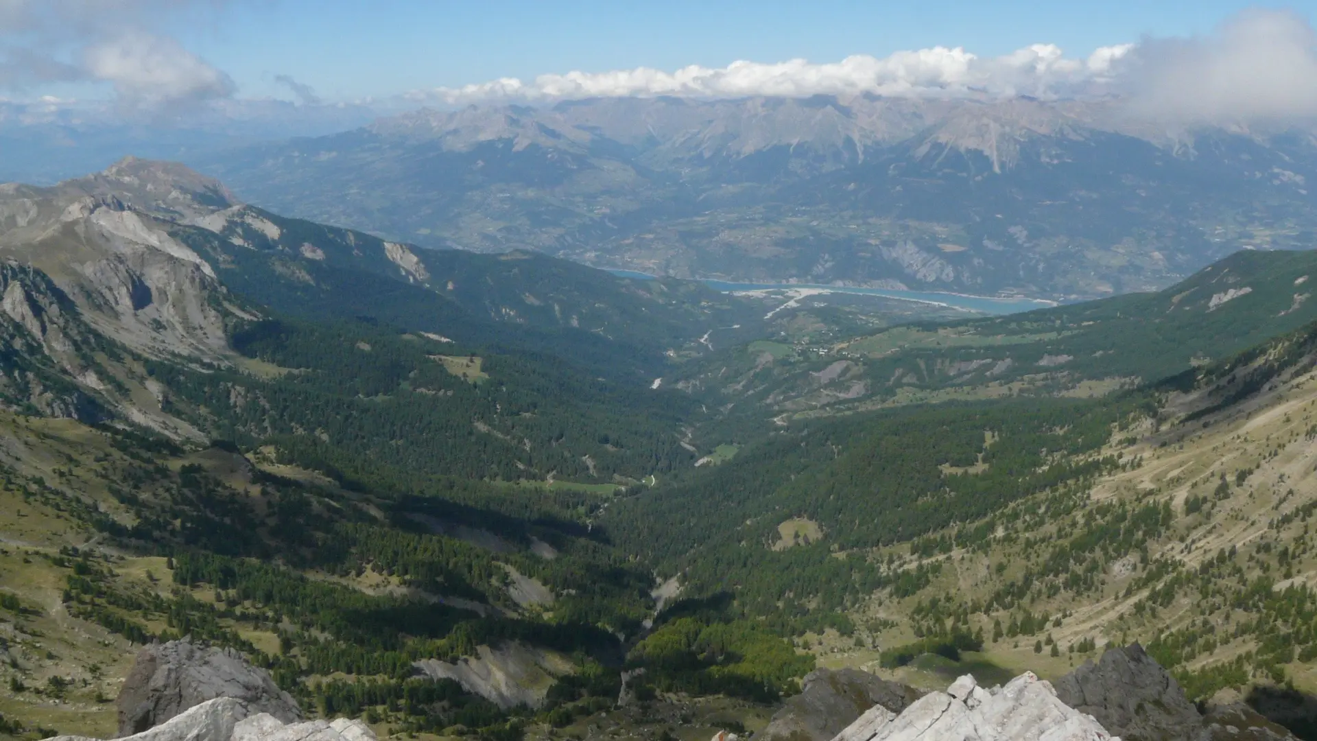 VUE-DE.LA-MONTAGNETTEjpg.