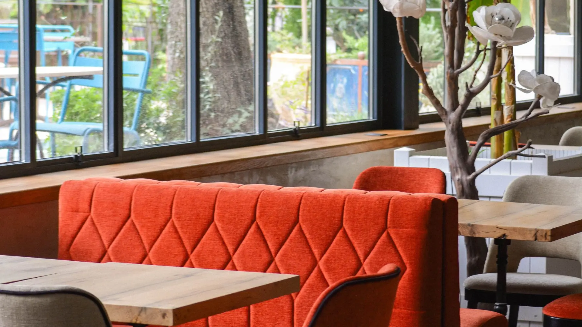 Amour troglodyte en Provence_Cotignac