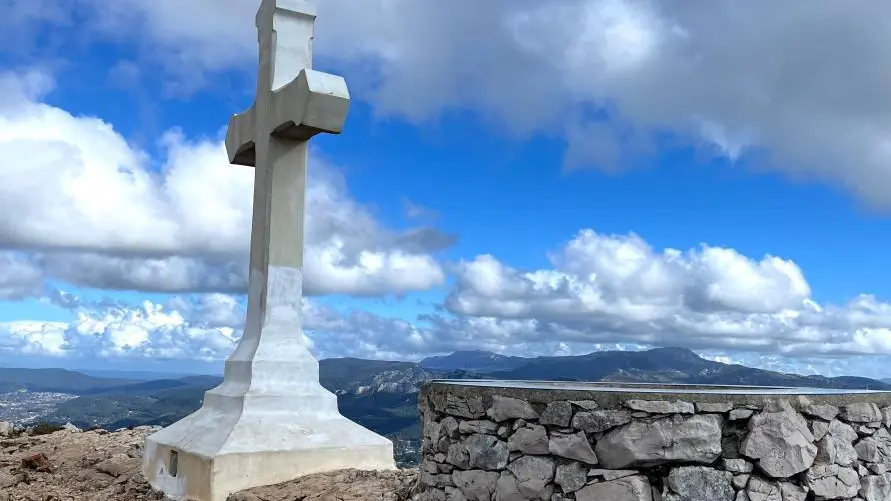 La croix du Garlaban