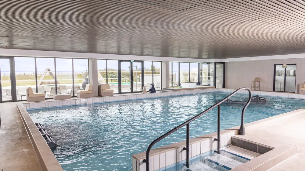 Piscine intérieure