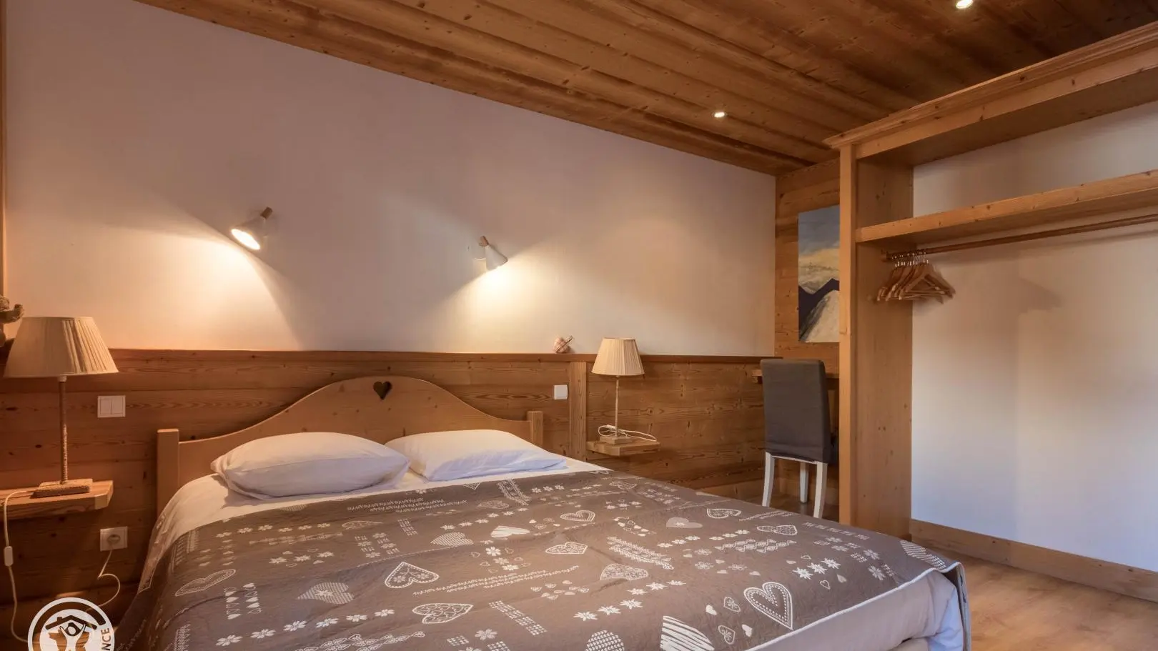 chambre 1 au 1er niveau avec lit en 160