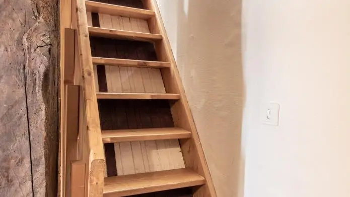 Accès à l'étage 2