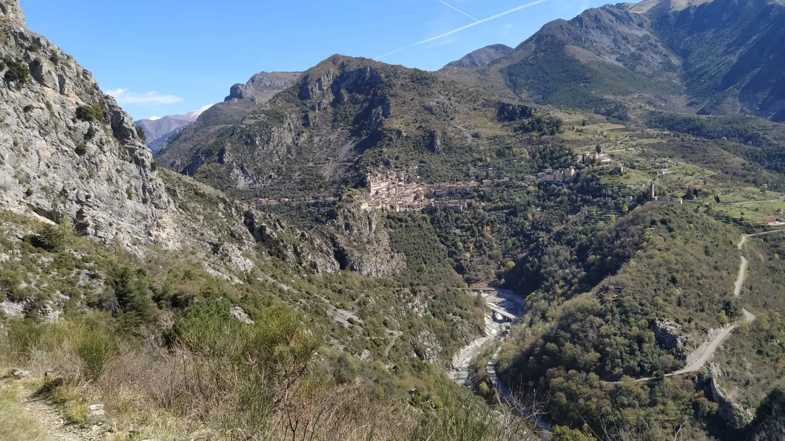 Sentier de Paspus vue Saorge et Anan