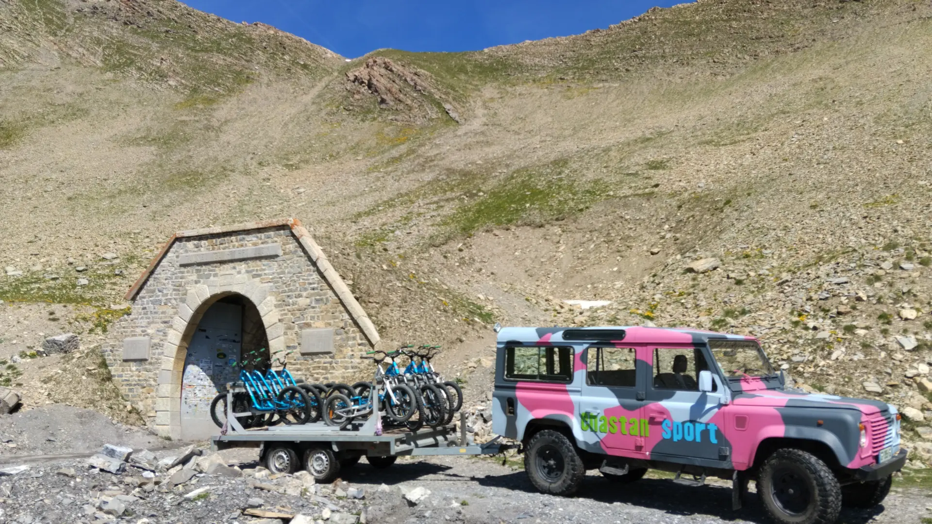 Chastan Sport - Randonnée trottinette Tout Terrain et location Fat Bike à assistance électrique_Crévoux