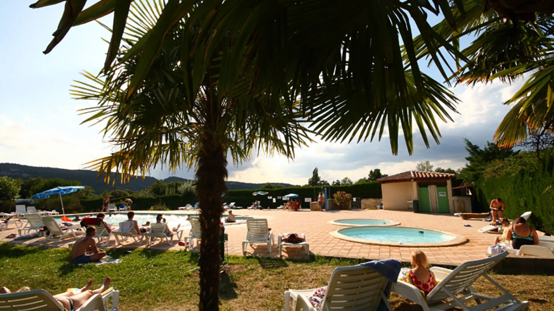 piscine camping le voconce