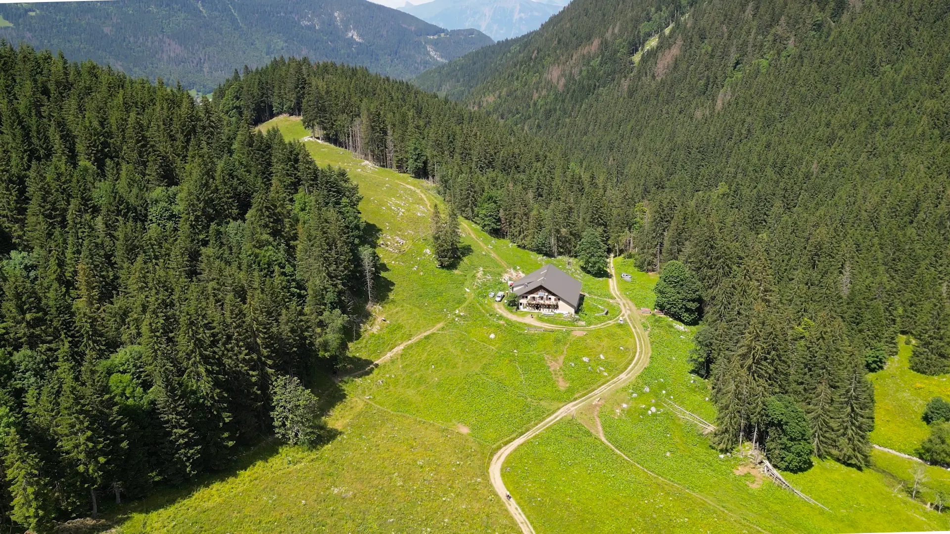 Le chalet vu du ciel