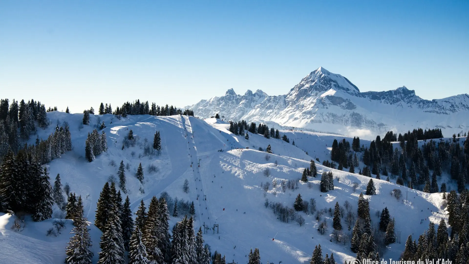 Secteur Notre Dame de Bellecombe - Val d'Arly - Espace Diamant avec vue sur le Mont-Charvin