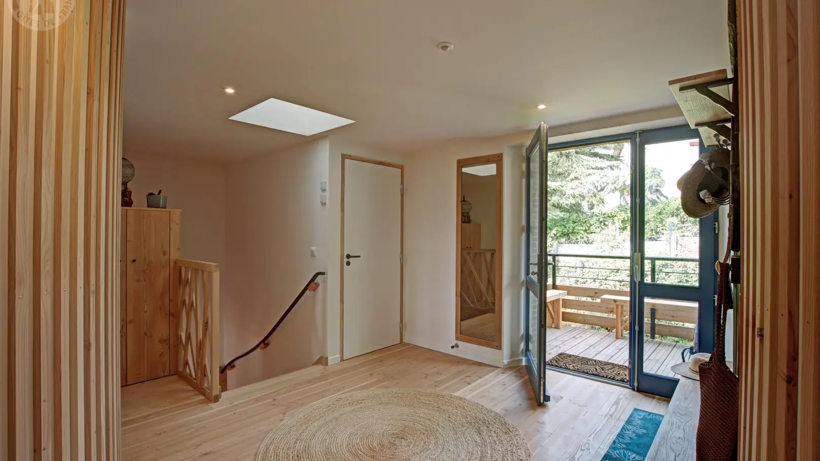 Hall d'entrée, accès PMR