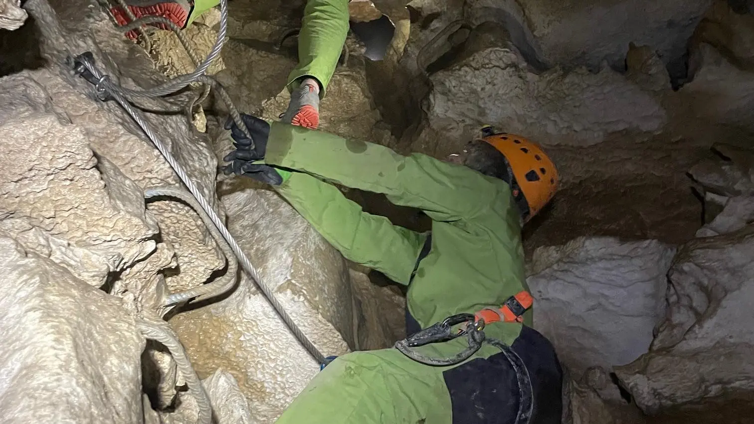 Une aventure rare, entre mystère et émerveillement., avec Ecrins Spéléo Canyon