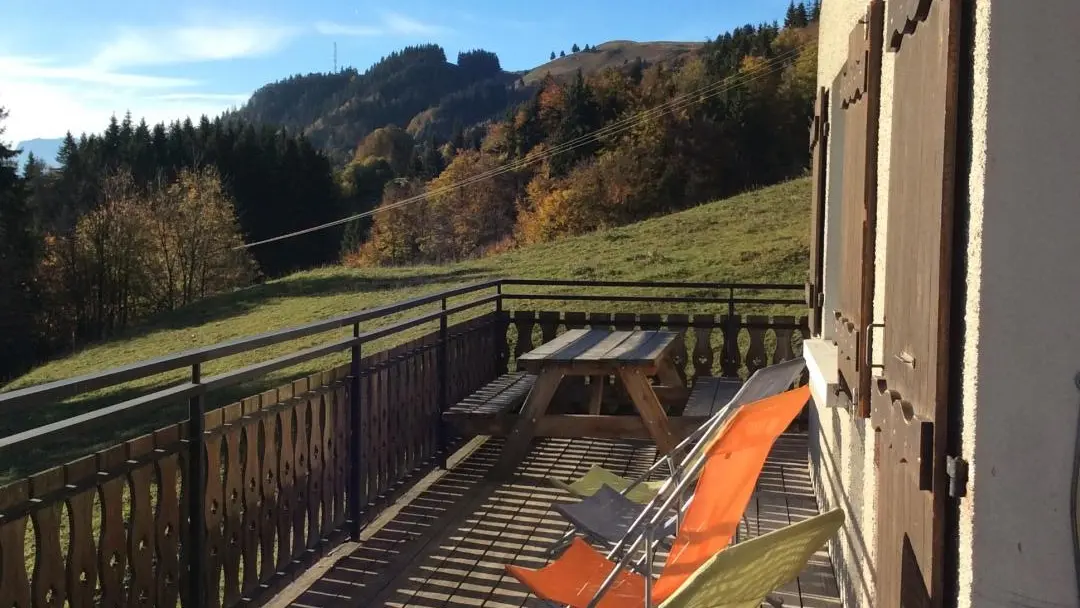 Balcon avec vue sur la Chaîne du Mont Blanc