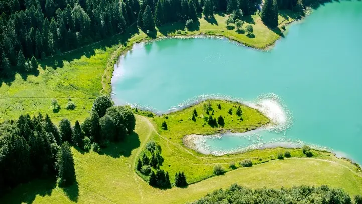 Vue aérienne di Lac Genin