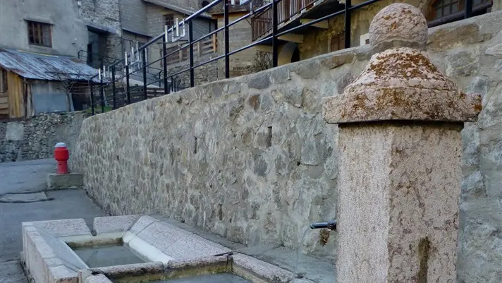 Fontaine de Saint-Clément-sur-Durance