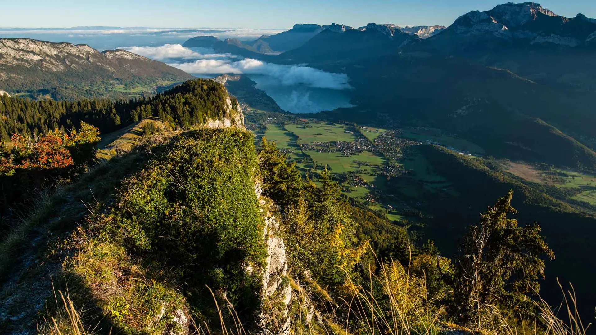 Vue magnifique depuis la montagne du Charbon