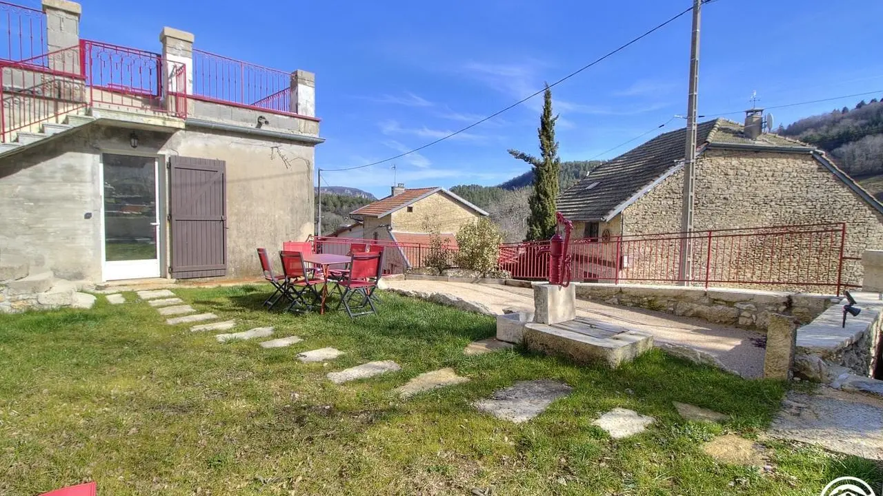 petite cour au mouton