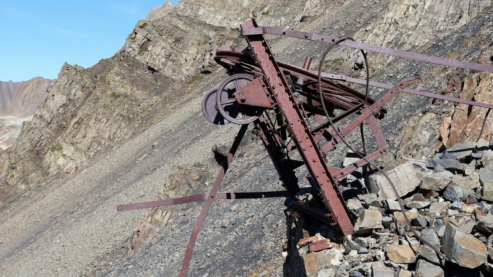Vestige de la mine du Chardonnet