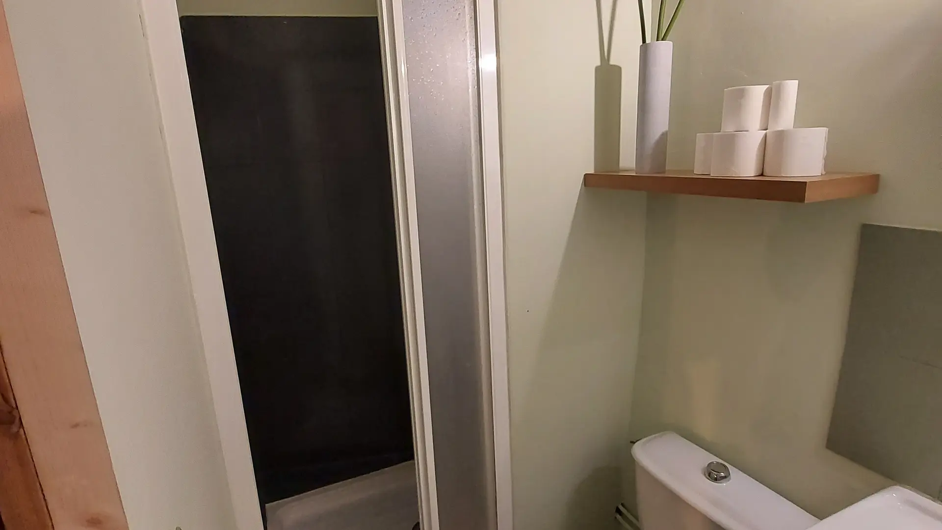 SALLE DE BAIN CHAMBRE