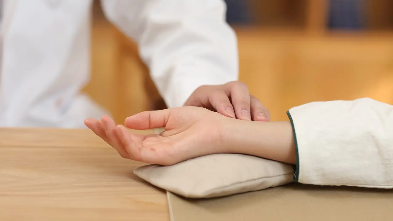 Séance de médecine traditionnelle chinoise_Val de Chaise