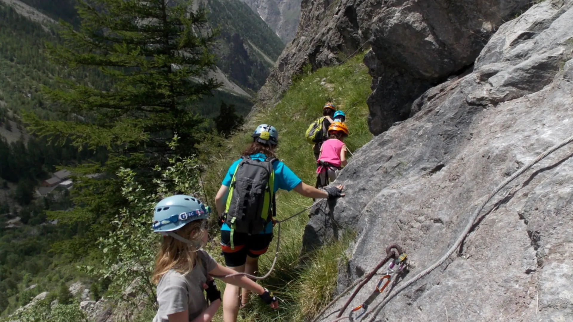 Toujours en sécurité sur la Via Cordata des Mines du Grand Clot - La Grave
