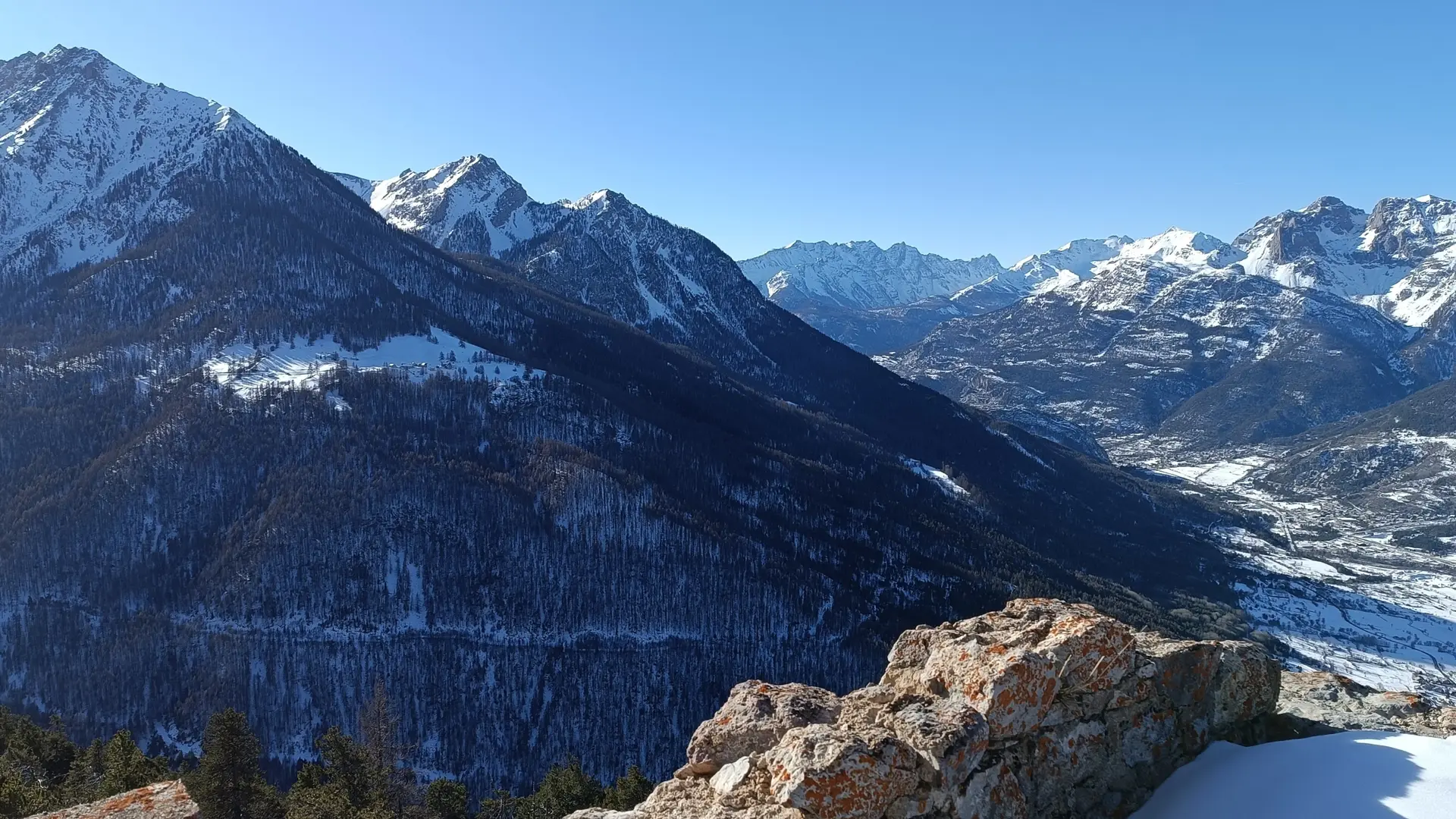 Vue depuis le fort de la Croix de Bretagne