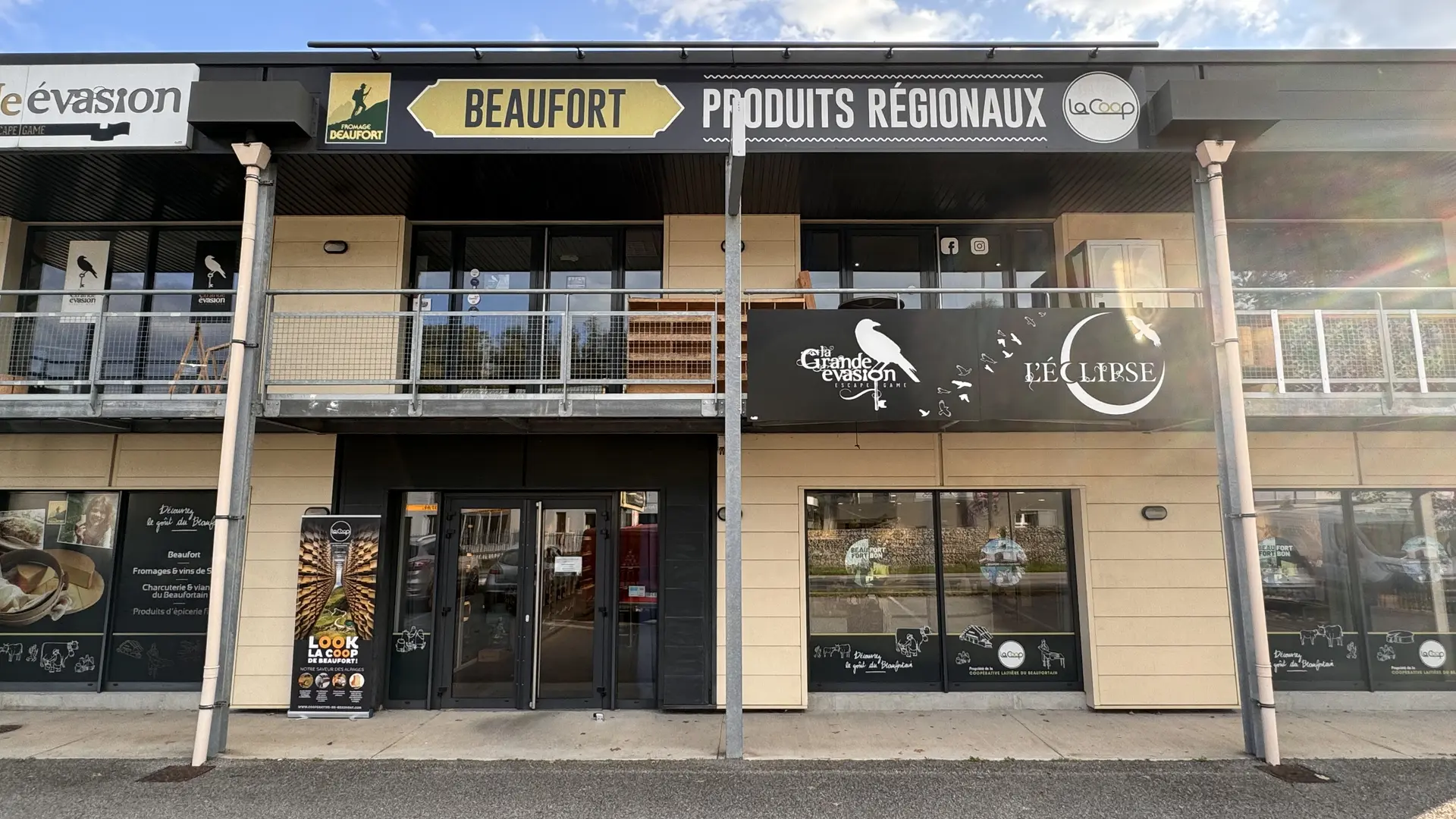 Devanture extérieure de la boutique