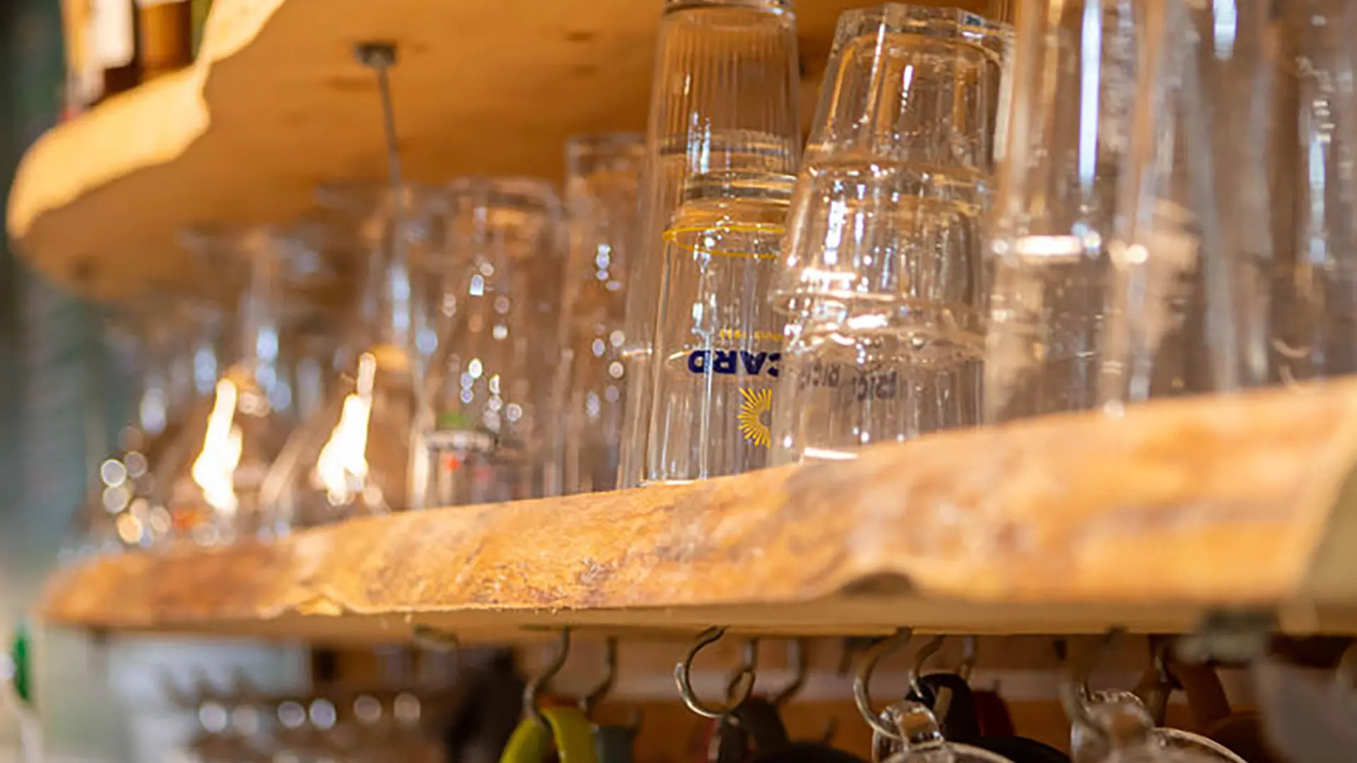 Black Side Café Zoom‑bar