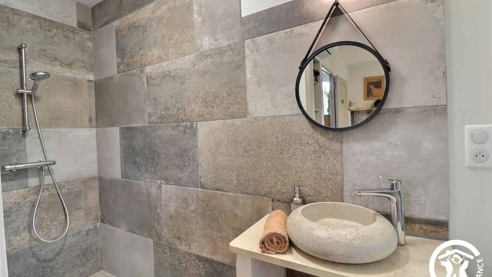 Salle d'eau/WC de la chambre L'Ecurie