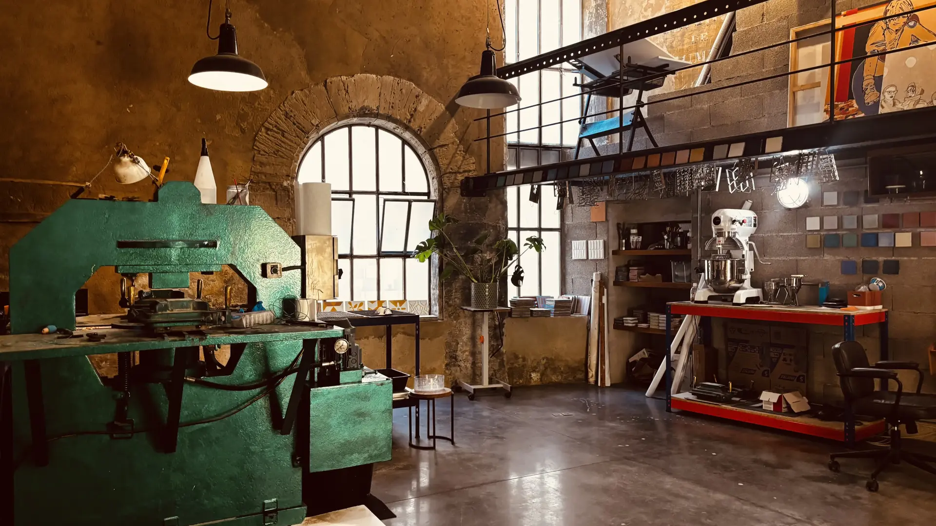 Atelier MIP avec machines.