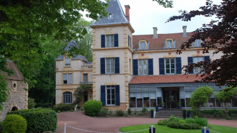 Façade