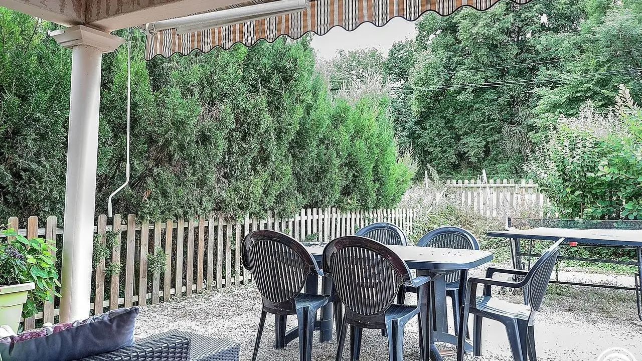 La terrasse du rez-de-chaussée