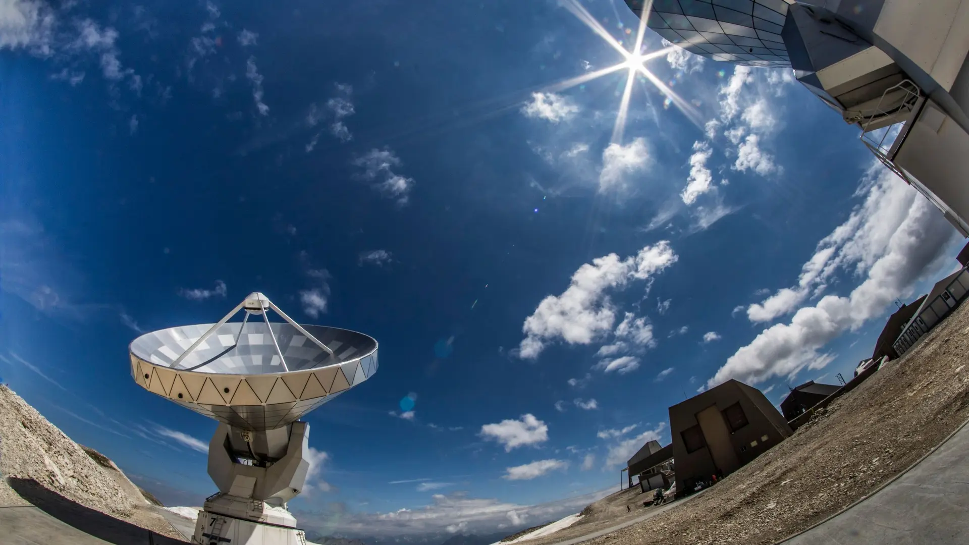Le plateau de Bure et ses antennes