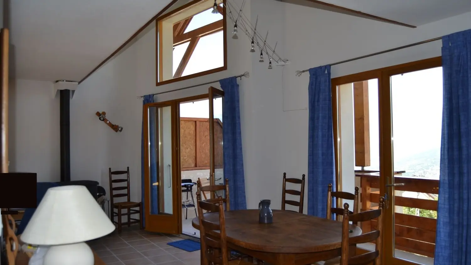 Salon séjour - Chalet Le Belvédère des Audes SAINT-ANDRÉ-D'EMBRUN