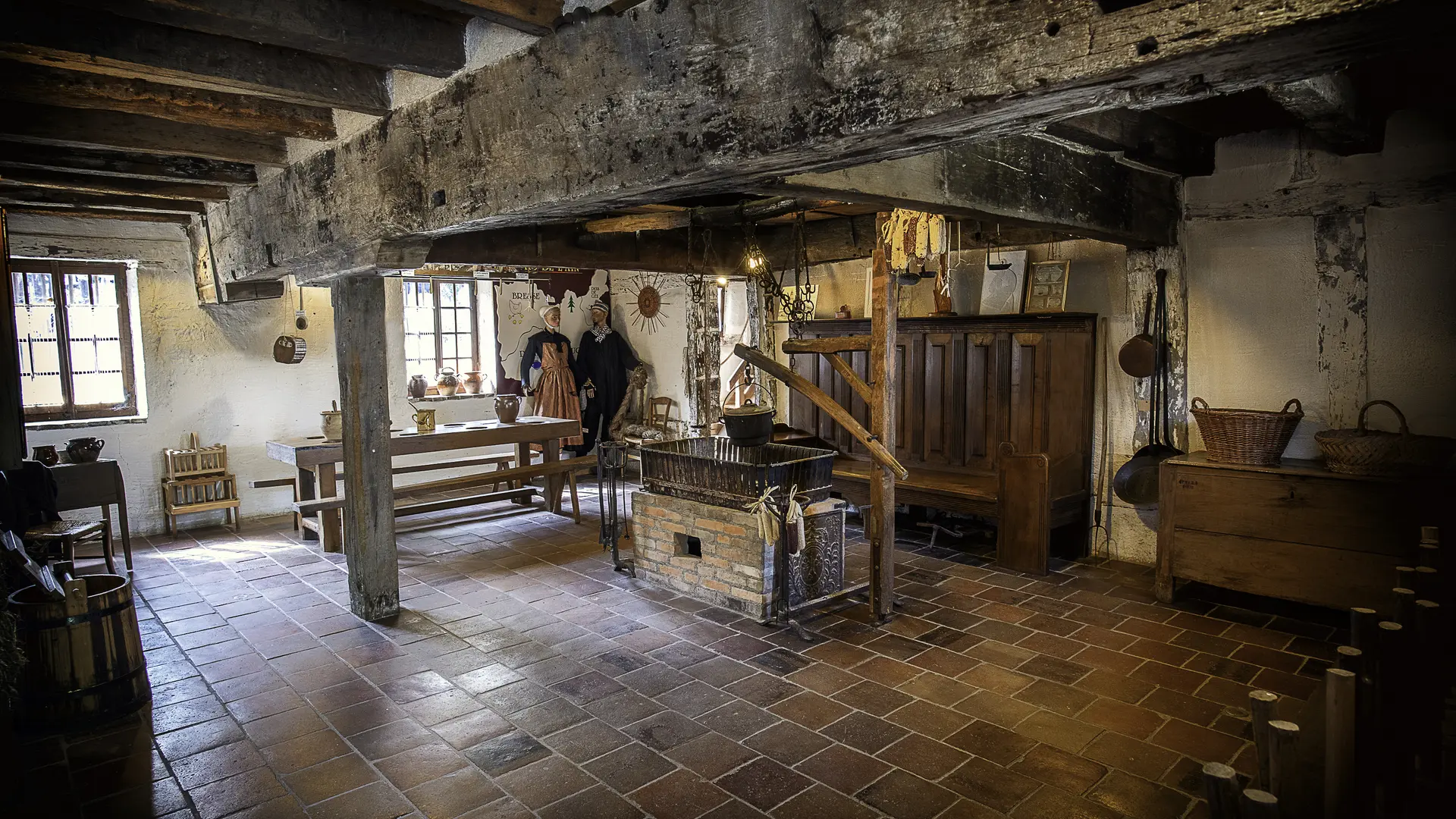 Pièce de vie de la ferme des Mangettes