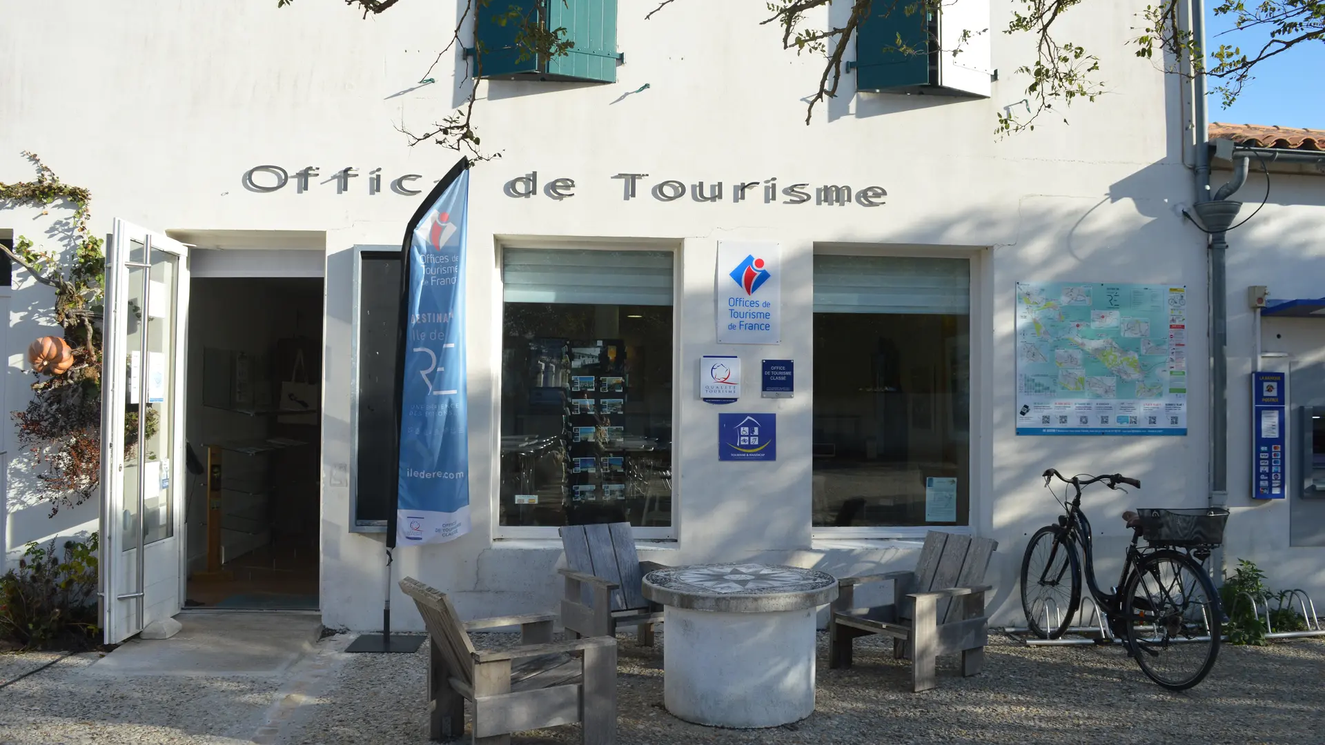 Bureau d'accueil de Loix - Extérieur