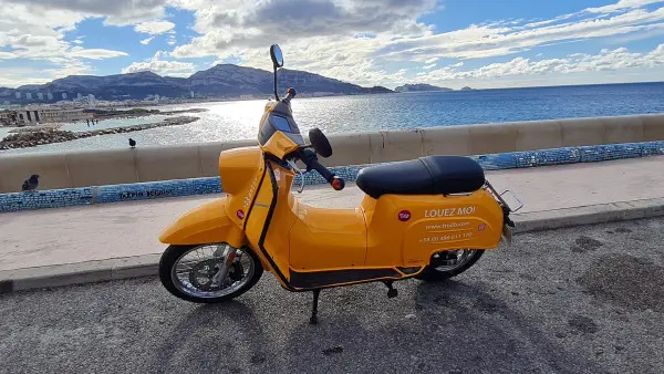 E Motorbike Rental  adventure in Marseille with app