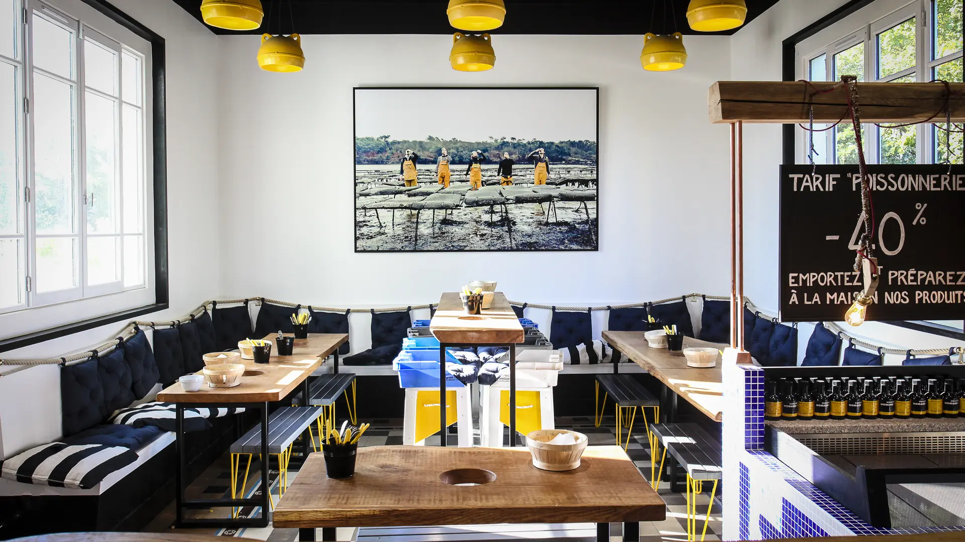 Salle du restaurant Juste