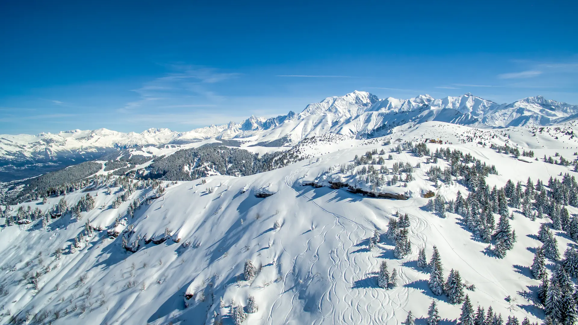 Espace Diamant regard sur le Mont-Blanc