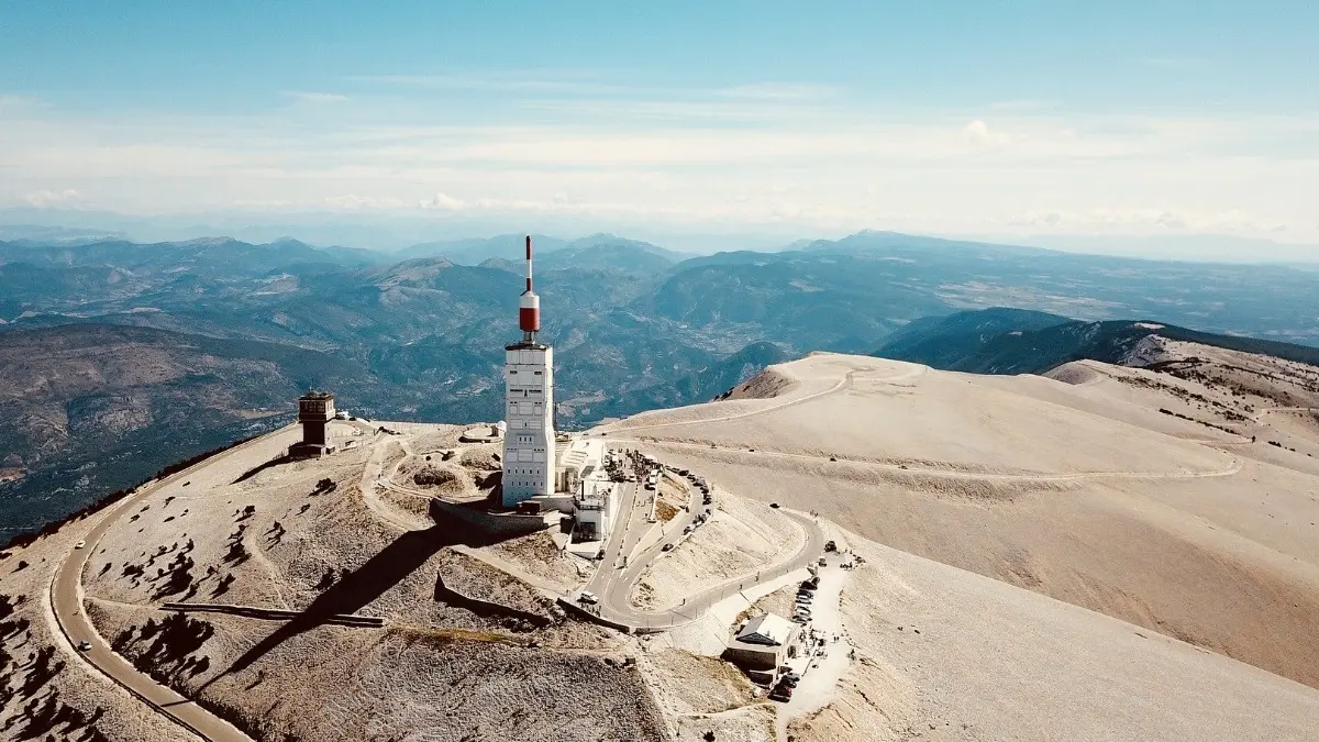 LE MONT VENTOUX A 38 KM DU DOMAINE