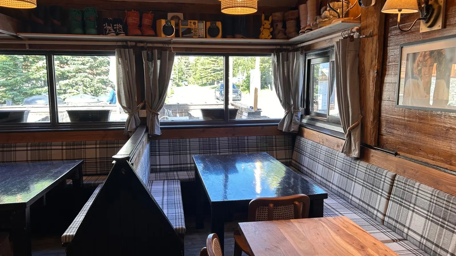 Interieur-Les Fils à Maman_Val d'Isère