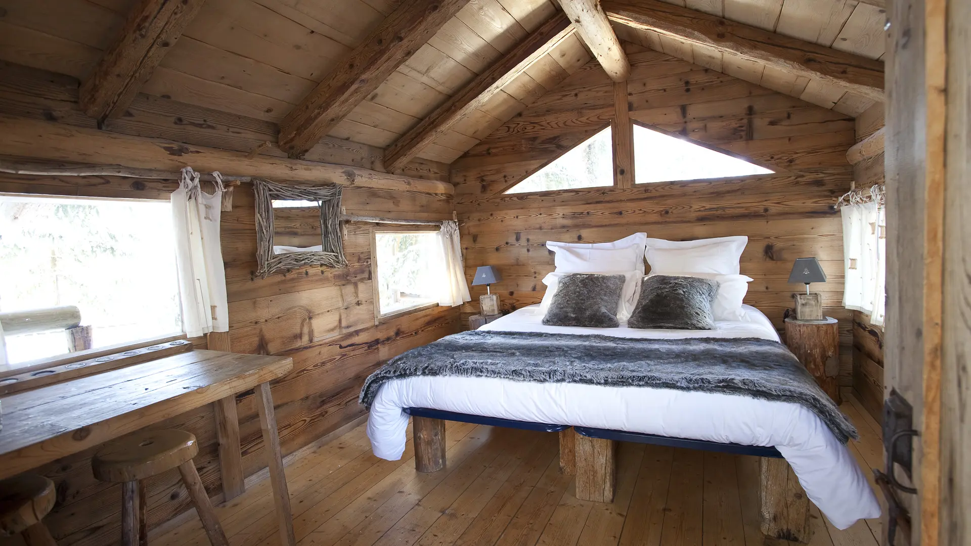 Chambre cabane - Les Ecotagnes - Les Villards-sur-Thônes, Haute-Savoie