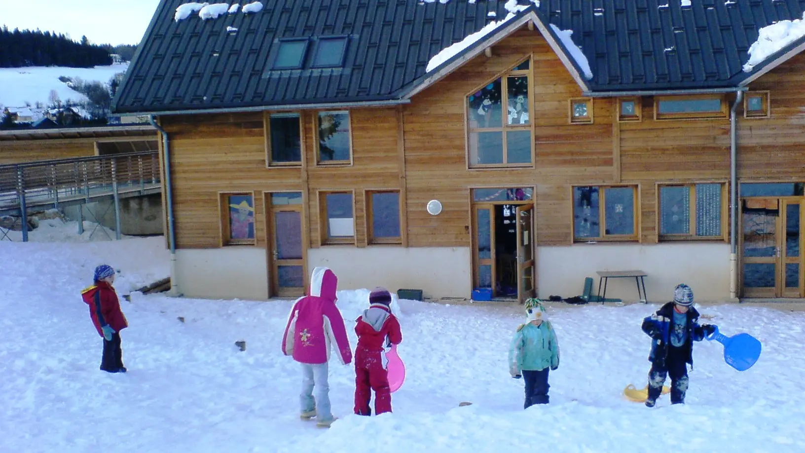 Maison des enfants club les p'tits montagnards corrençon