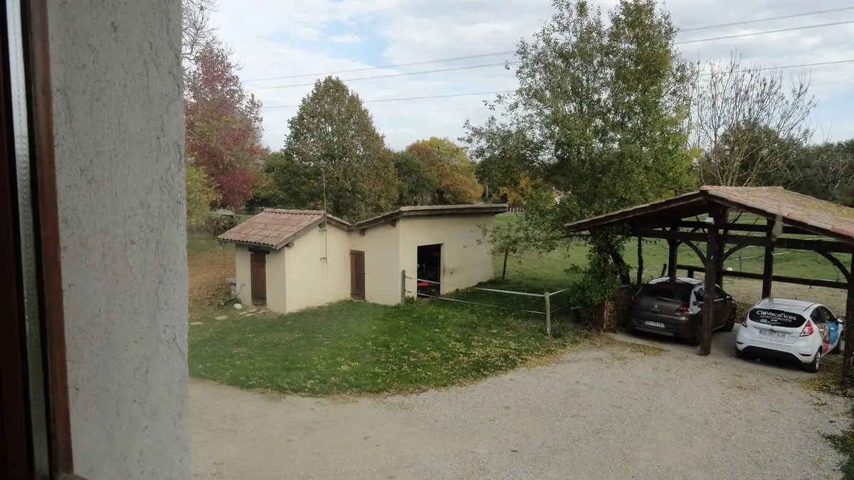 Ferme Passion - Chambre Dombes - Vue Chambre