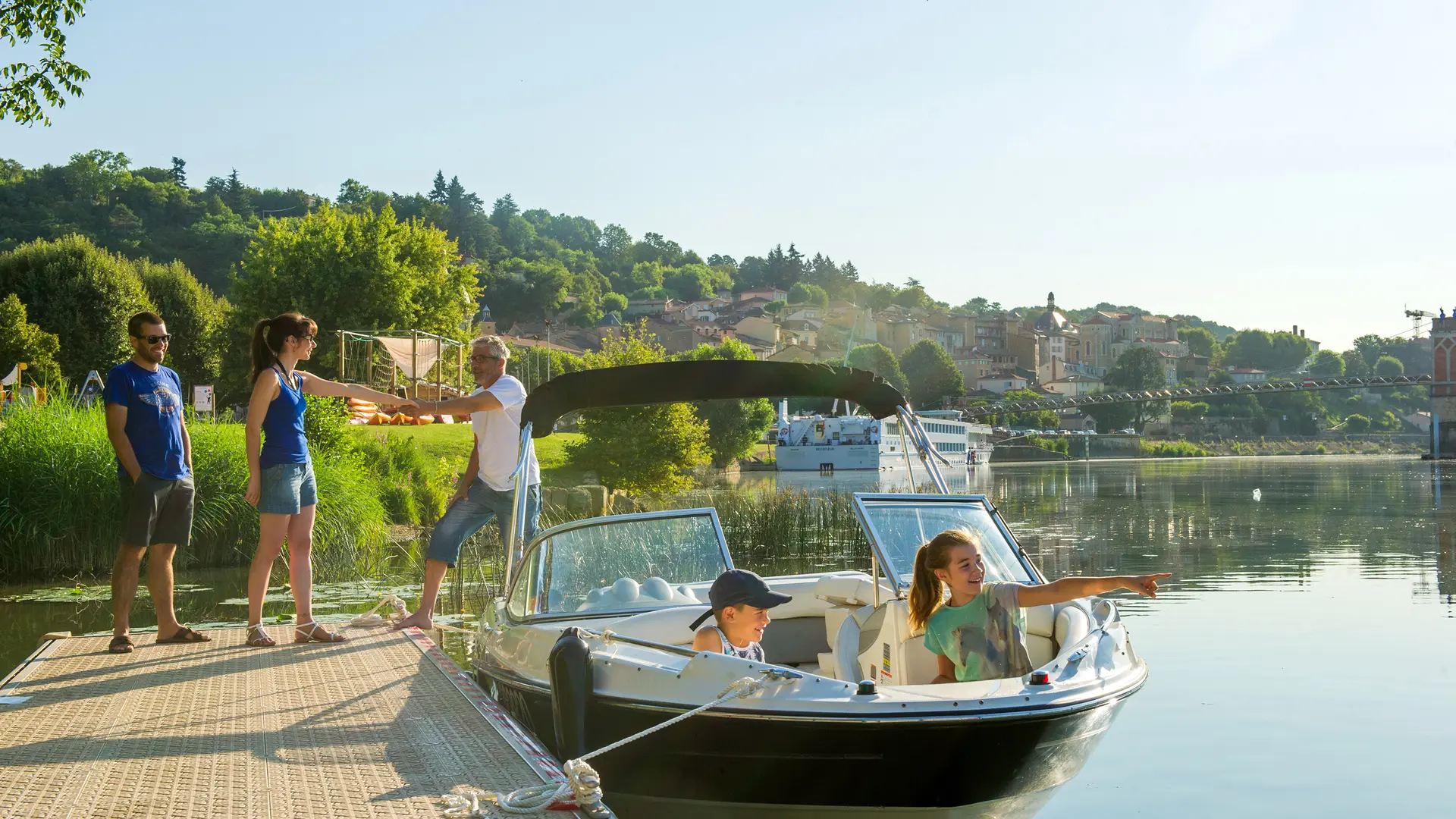 ponton bateau