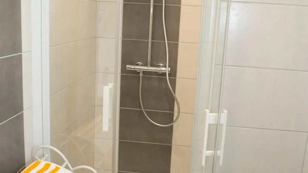 Matard salle d'eau 2 N°5