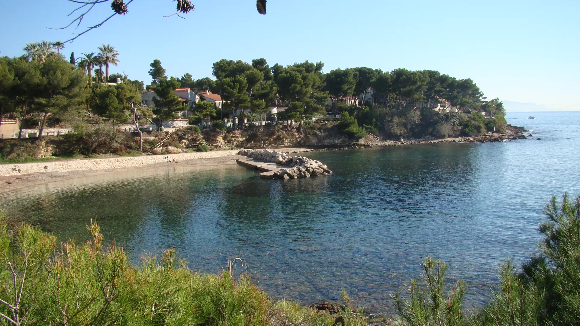 Plage du Cap Rousset