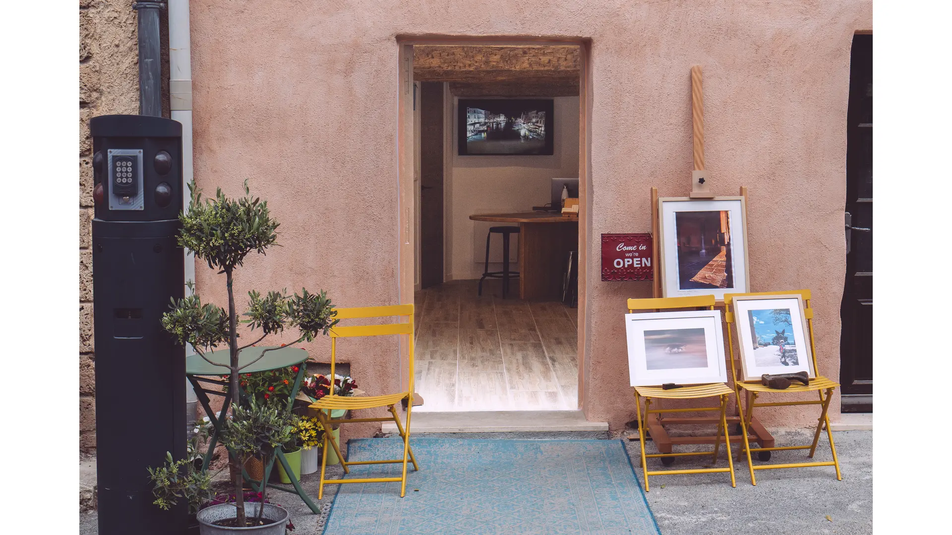 Devanture de la galerie