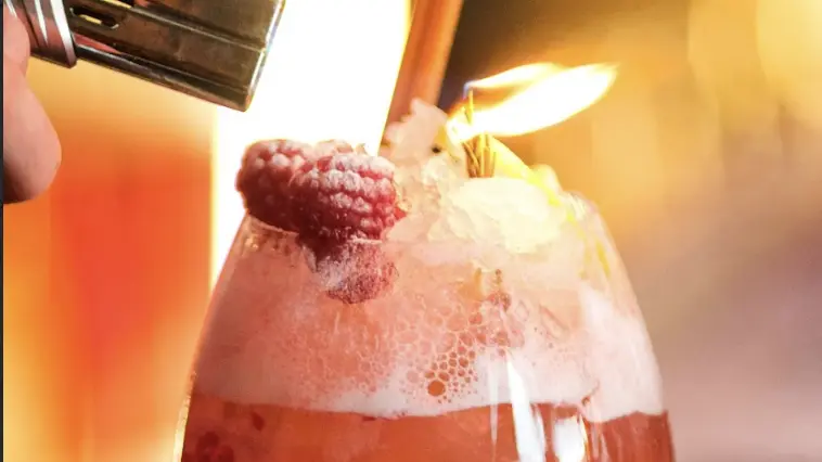 Les Tontons - Le Bar_Val-d'Isère