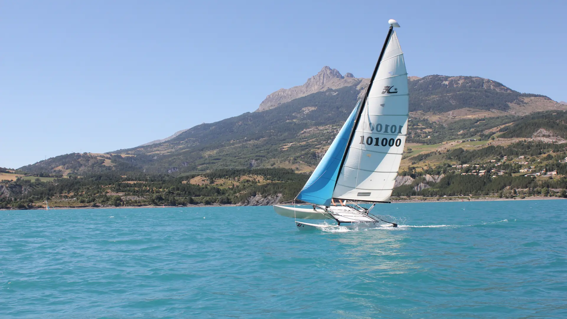 Base nautique La Voilerie/Ecole de voile SAVINES-LE-LAC
