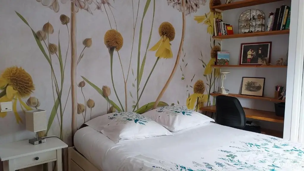 Chambre 2 personnes avec coin bureau